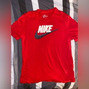 Nike T Shirt